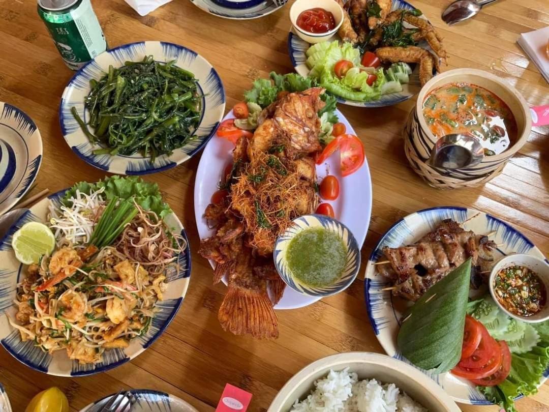 Golden Lotus Spa & Homestay Ap Thien Phuoc Buitenkant foto