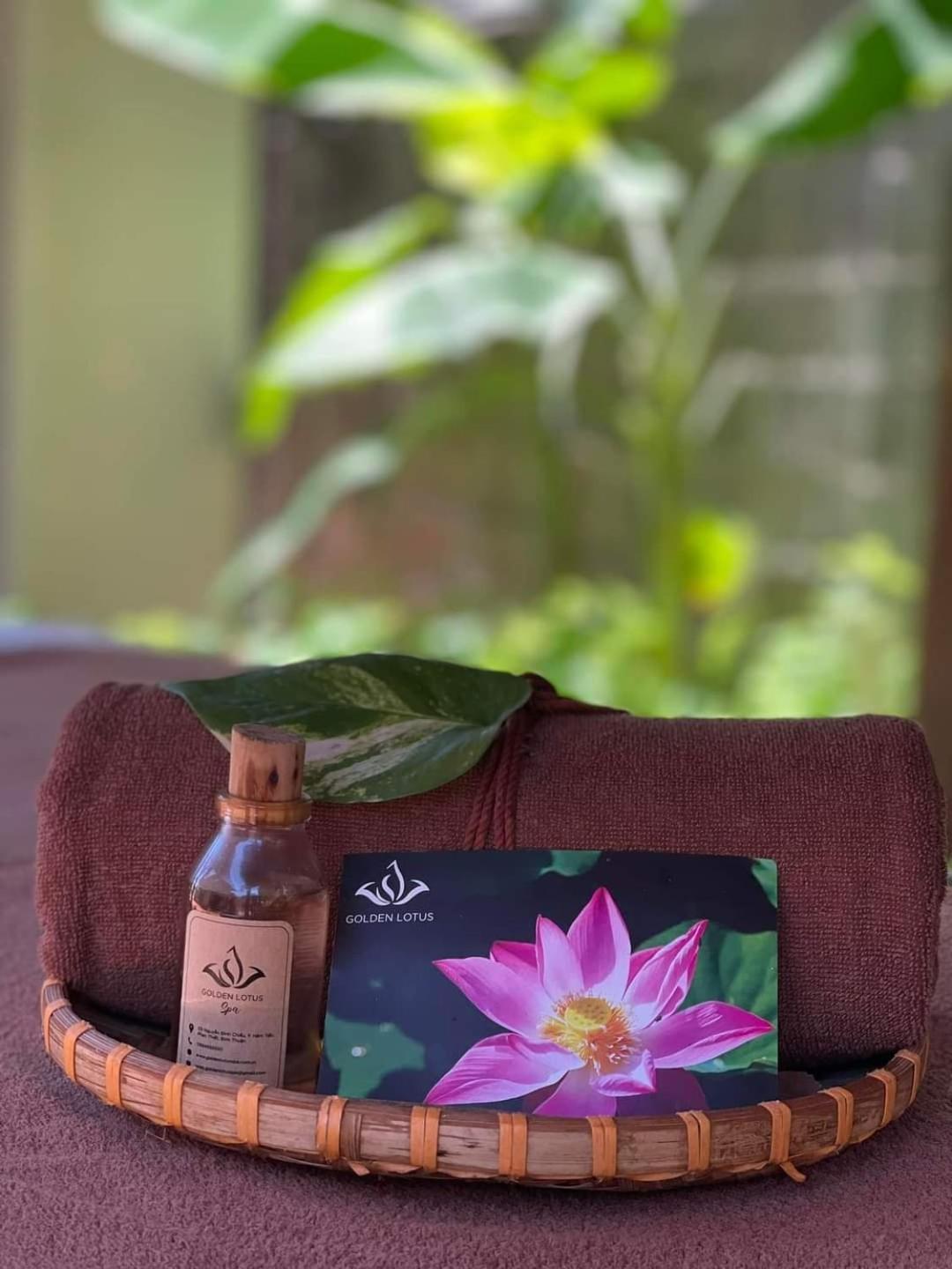 Golden Lotus Spa & Homestay Ap Thien Phuoc Buitenkant foto
