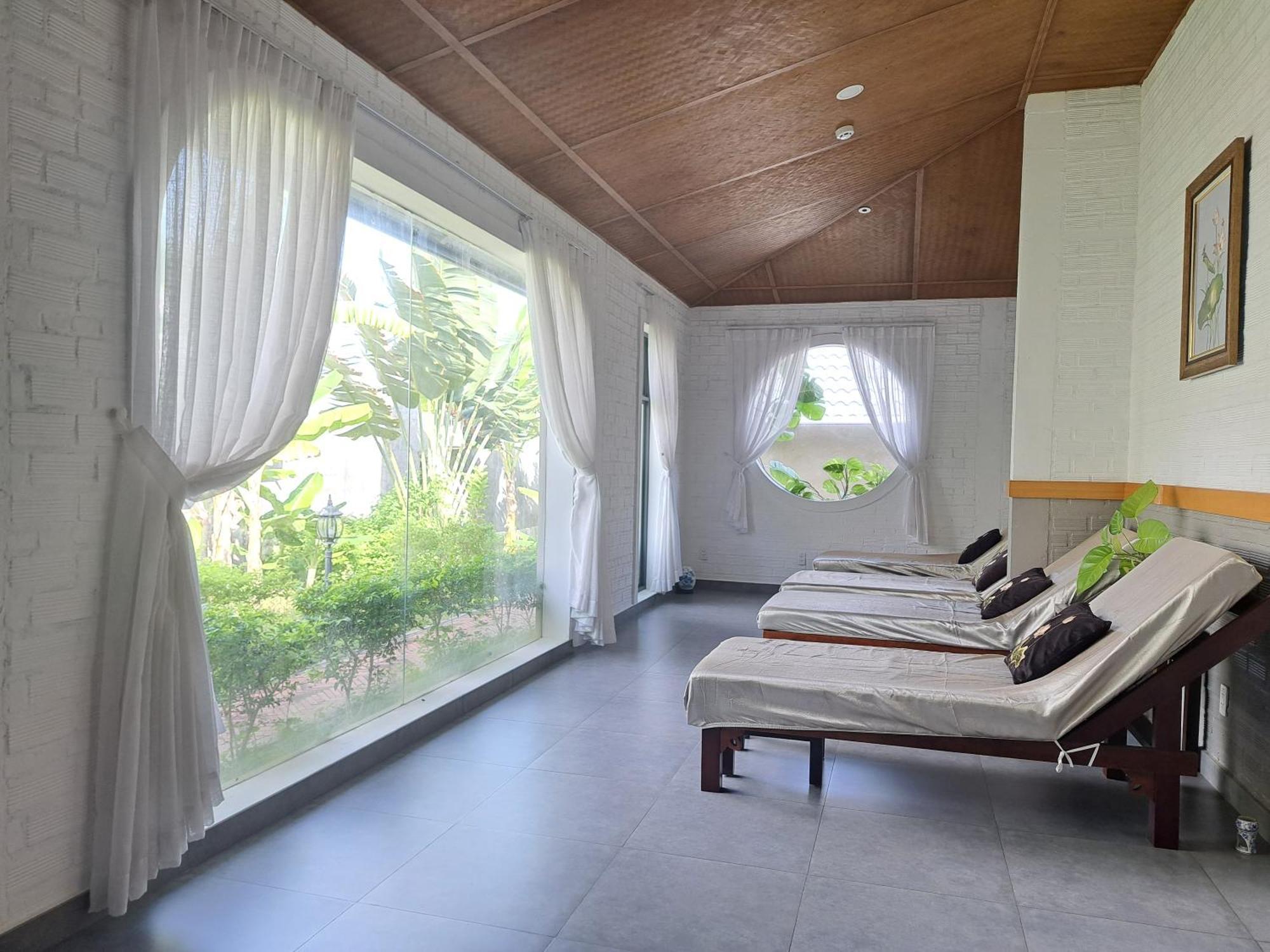 Golden Lotus Spa & Homestay Ap Thien Phuoc Buitenkant foto